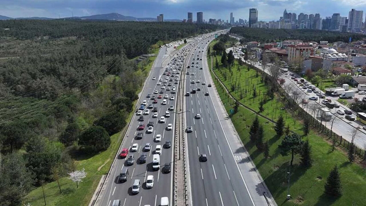 Bayram öncesi hayati uyarı: Direksiyon başına geçmeden 7 saat uyuyun! - 1. Resim
