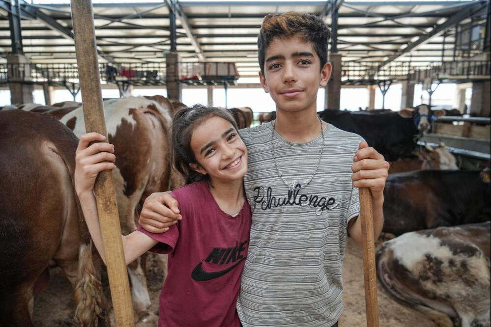 Biri 12, diğeri 8 yaşında! 1350 kilometre öteden gelip yaptıkları takdir topladı - 3. Resim
