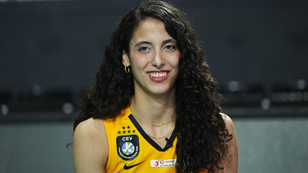 Deniz Uyanık kimdir, hangi takımda oynuyor? Voleybol kariyeri Deniz Uyanık kimdir, hangi takımda oynuyor? Voleybol kariyeri