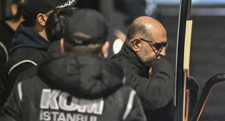 İBB'ye yolsuzluk soruşturmasında flaş gelişme! Belediye başkanları tutuklandı - 1. Resim