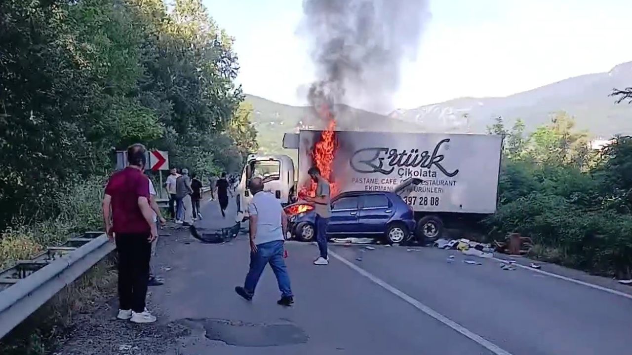 Ölü ve çok sayıda yaralı var! Karabük'teki zincirleme kazada can pazarı Ölü ve çok sayıda yaralı var! Karabük'teki zincirleme kazada can pazarı