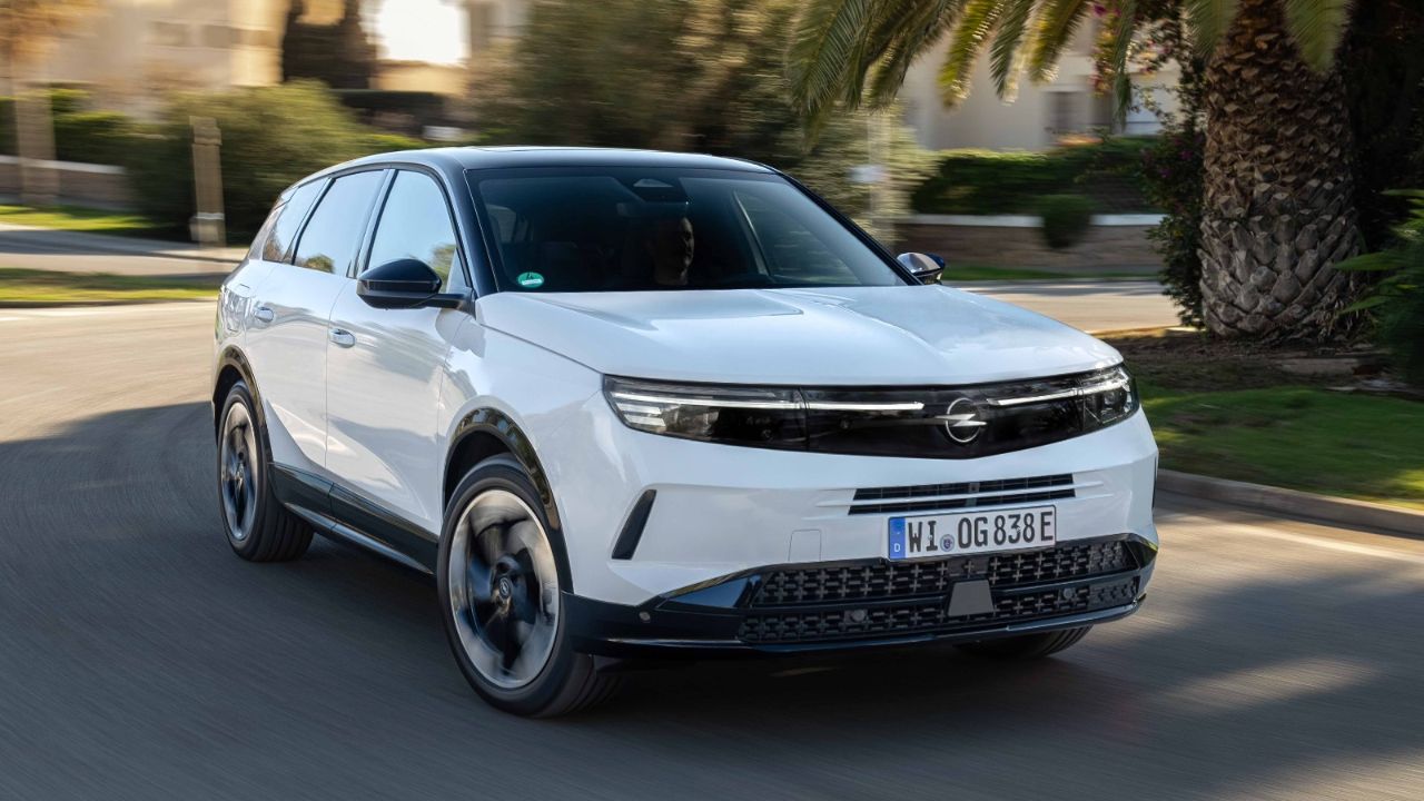 Opel yaz mevsimini yüzde 0 faizli kampanya ile karşılıyor Opel yaz mevsimini yüzde 0 faizli kampanya ile karşılıyor