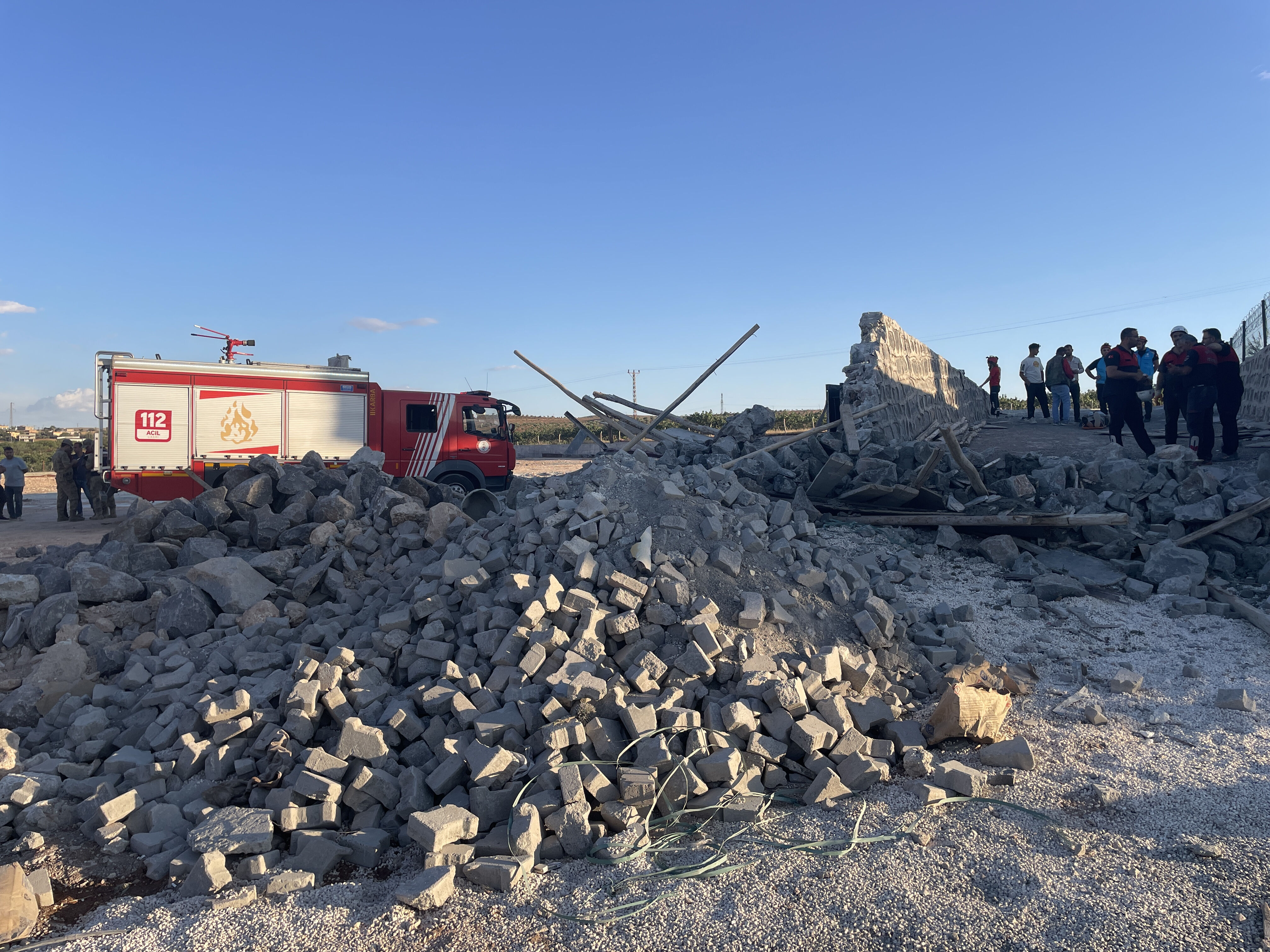 Şanlıurfa'da korkunç göçük kazası! Ağır yaralı işçiler var - 2. Resim