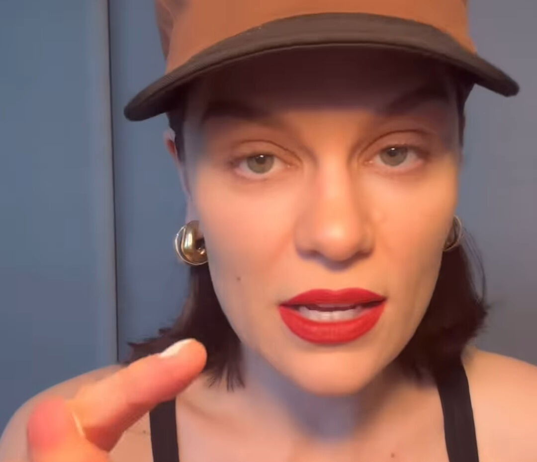 Şarkıcı Jessie J kansere yakalandı! 