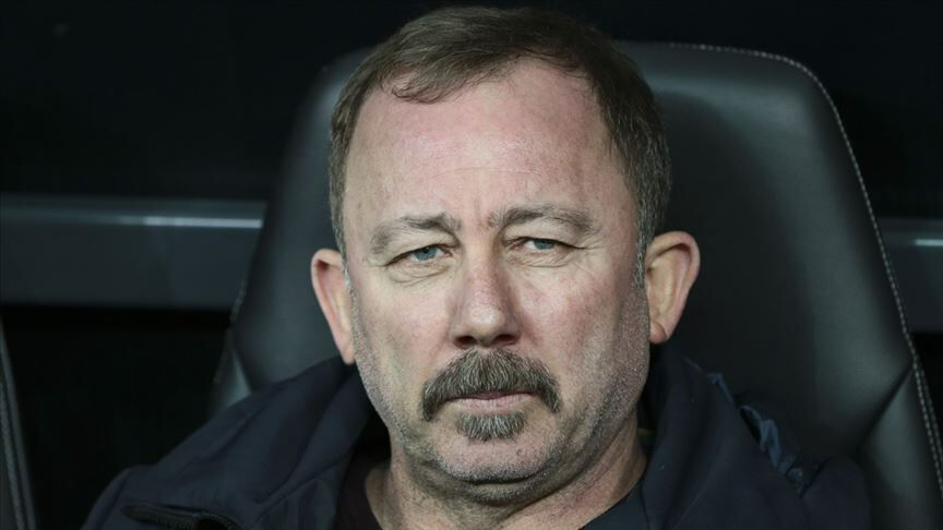 Sergen Yalçın'ın 'şampiyonluk' iddiası gündem oldu: Solskjaer uzayda falan mı yaşıyor! Sergen Yalçın'ın 'şampiyonluk' iddiası gündem oldu: Solskjaer uzayda falan mı yaşıyor! - 1. Resim