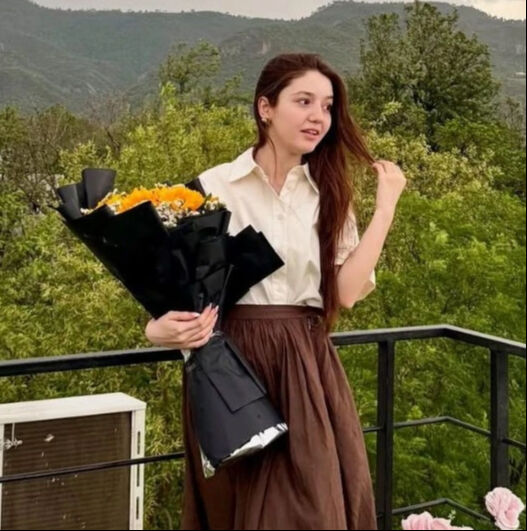 Ünlü fenomen annesinin gözü önünde öldürüldü! Sebebi ise kan dondurdu - 2. Resim