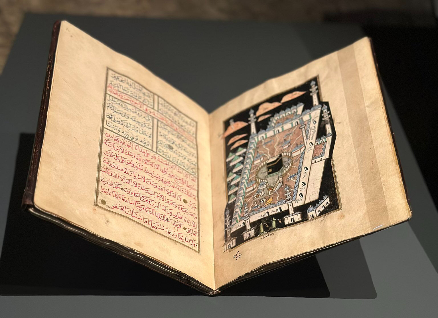 Zahmetin rahmeti! Mekke yolunda yazılan eşsiz kitaplar sergileniyor - 2. Resim