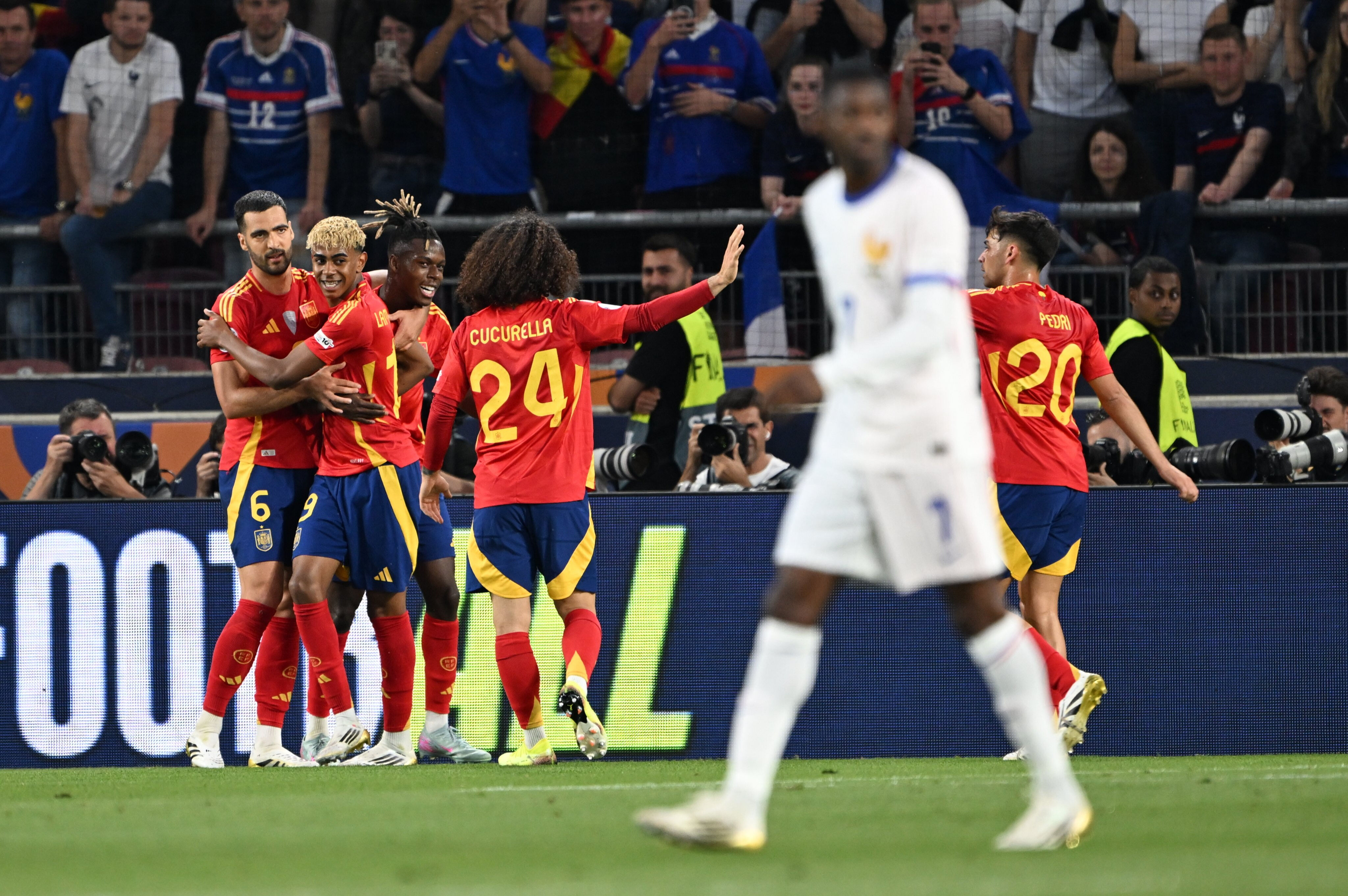 9 goll&uuml; tarihi ma&ccedil;! İspanya, Fransa'yı mağlup etti - 1. Resim