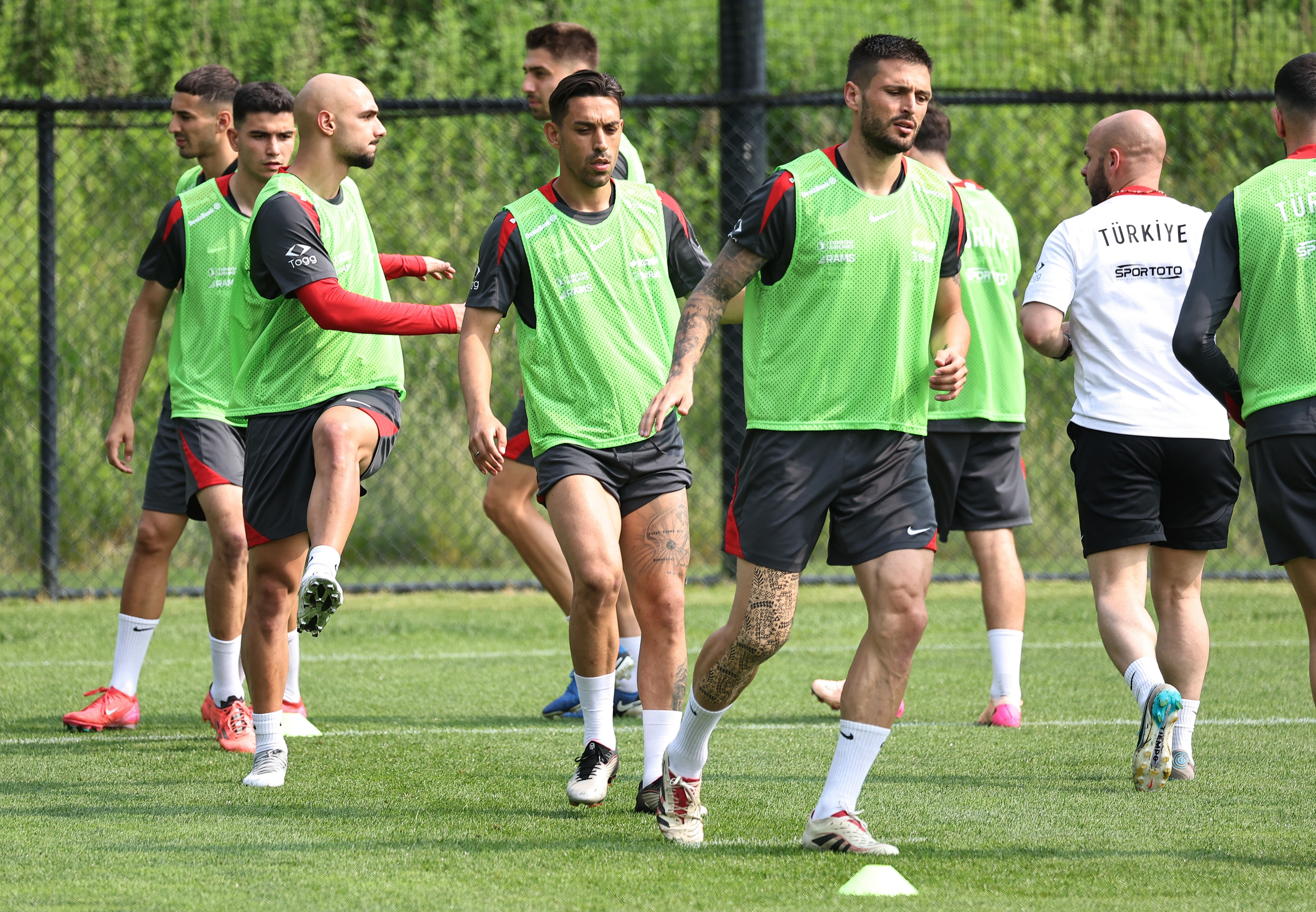 A Milli Takım, ABD ma&ccedil;ının hazırlıklarını s&uuml;rd&uuml;r&uuml;yor - 1. Resim