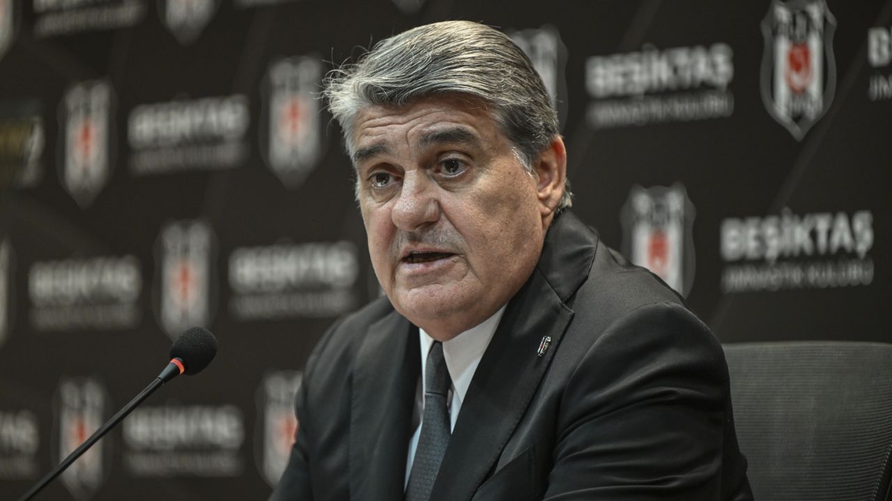 Beşiktaş Başkanı Serdal Adalı gelecek için müjdeyi verdi! "Kurtuluş Dikilitaş!" Beşiktaş Başkanı Serdal Adalı gelecek için müjdeyi verdi! "Kurtuluş Dikilitaş!"