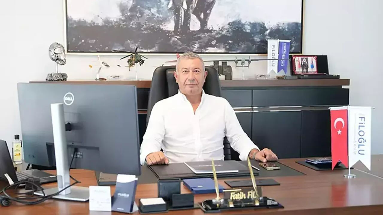 Çeşme'de iş adamına silahlı saldırı! Fatih Fil'in arkasından geldi, ateş açtı: Korku dolu anlar kamerada - 1. Resim