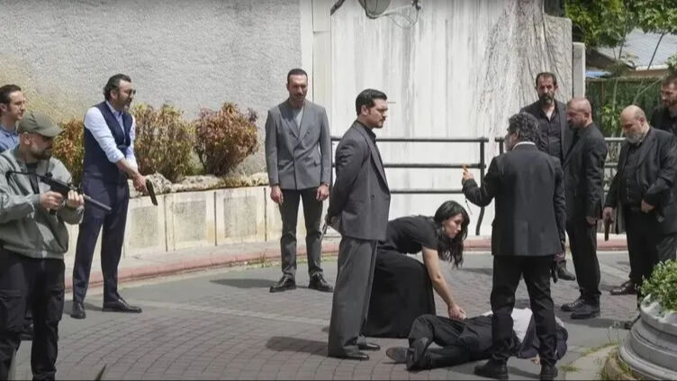 Eşref Rüya 12.bölüm fragmanı yayında mı? Eşref sonunda aşkını itiraf etti Eşref Rüya 12.bölüm fragmanı yayında mı? Eşref sonunda aşkını itiraf etti - 3. Resim