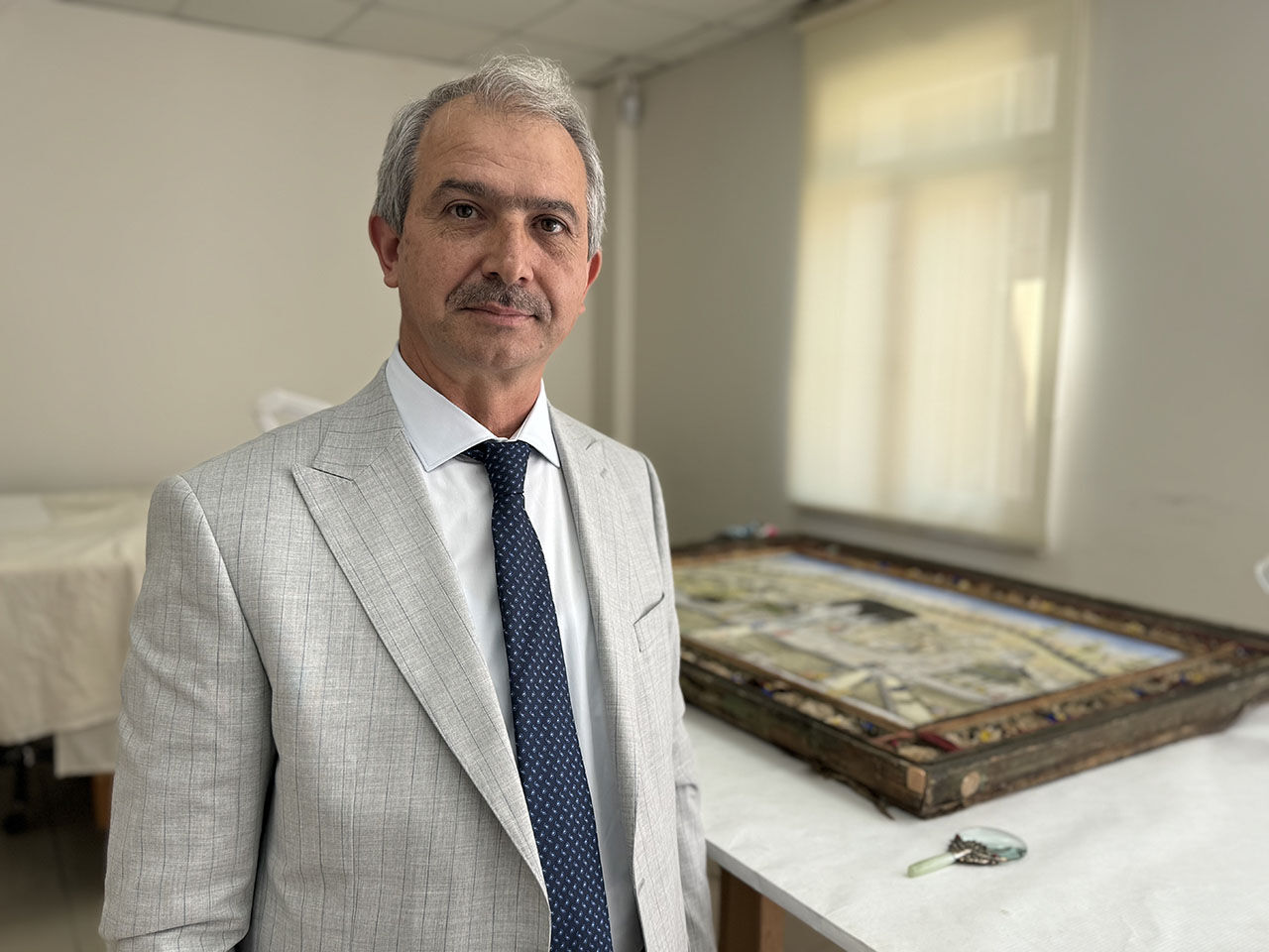 İlk defa gün yüzüne çıktı! Kabe'nin 200 yıllık nadide tablosu Topkapı Sarayı'nda bulundu İlk defa gün yüzüne çıktı! Kabe'nin 200 yıllık nadide tablosu Topkapı Sarayı'nda bulundu - 6. Resim