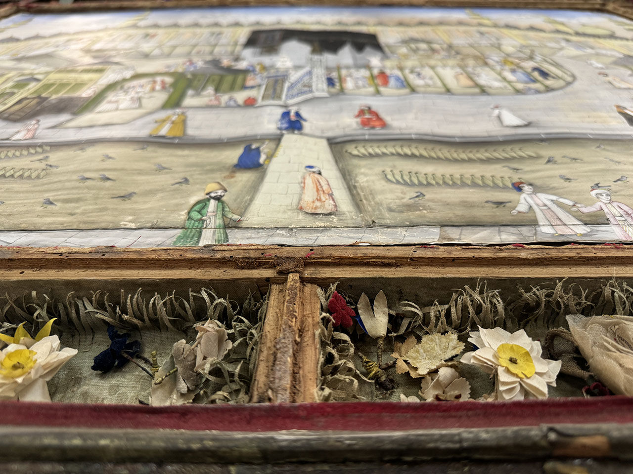 İlk defa gün yüzüne çıktı! Kabe'nin 200 yıllık nadide tablosu Topkapı Sarayı'nda bulundu İlk defa gün yüzüne çıktı! Kabe'nin 200 yıllık nadide tablosu Topkapı Sarayı'nda bulundu - 4. Resim