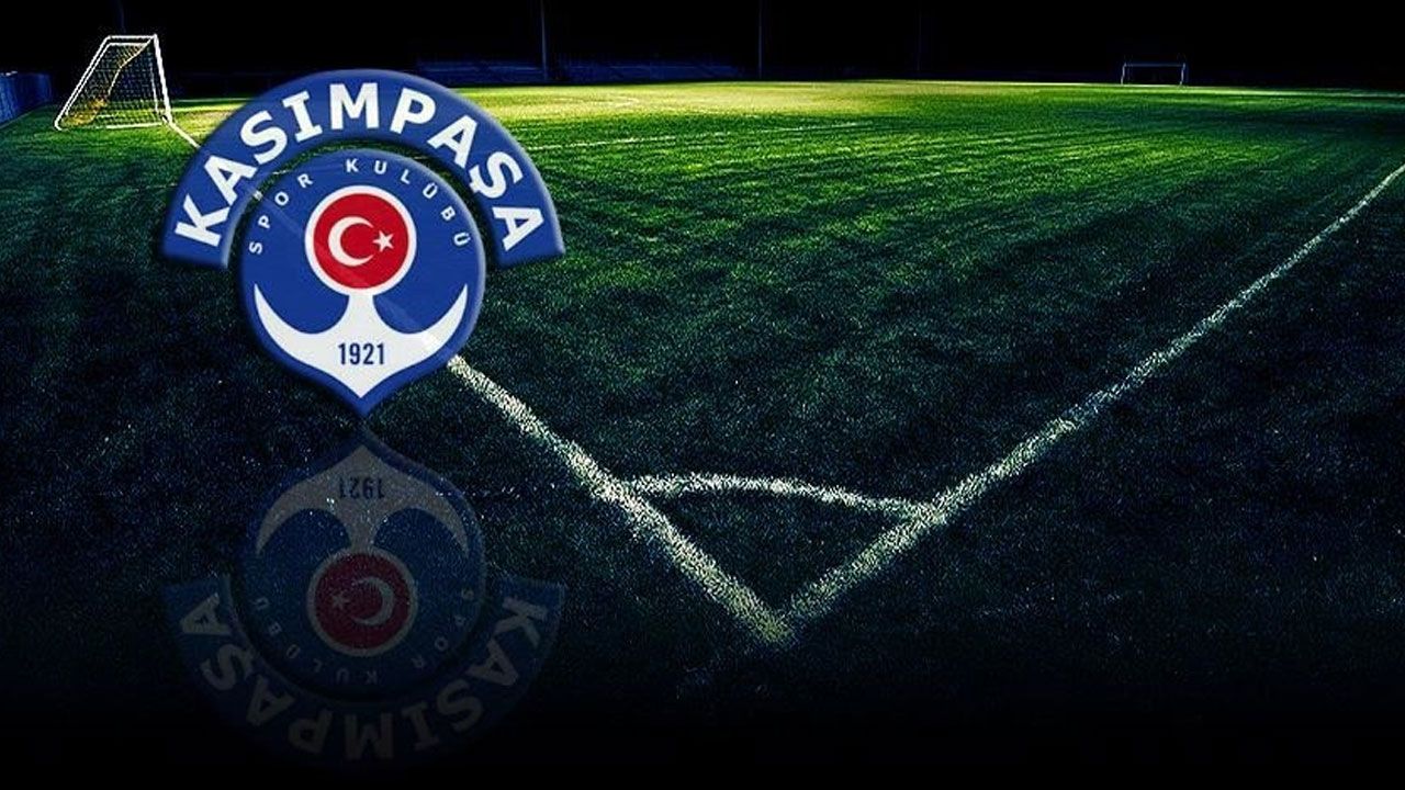 Kasımpaşa'da 3 imza birden! 2027'ye kadar anlaşmaya vardılar Kasımpaşa'da 3 imza birden! 2027'ye kadar anlaşmaya vardılar