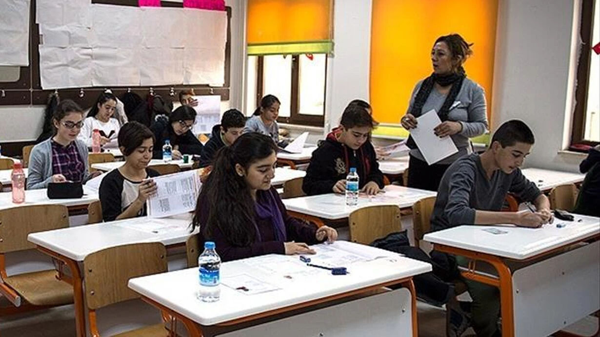 Pazartesi okullar tatil mi? 9 Haziran Pazartesi eğitime ara verilip verilmeyeceği merak konusu! - 1. Resim