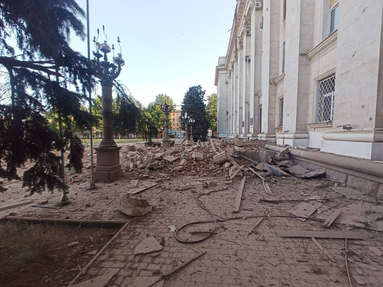 Rusya durmuyor: Herson aynı gün iki kez bombalandı Rusya durmuyor: Herson aynı gün iki kez bombalandı - 1. Resim