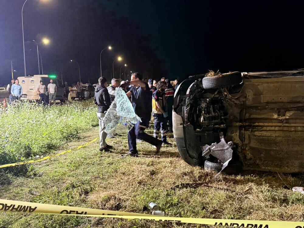 Sakarya'da kaza! Bayramları yasa d&ouml;nd&uuml;, karısı &ouml;ld&uuml; - 1. Resim