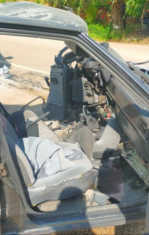 Adana'da kaza! Otomobil ambulansla çarpıştı, ölü ve yaralılar var Adana'da kaza! Otomobil ambulansla çarpıştı, ölü ve yaralılar var - 2. Resim