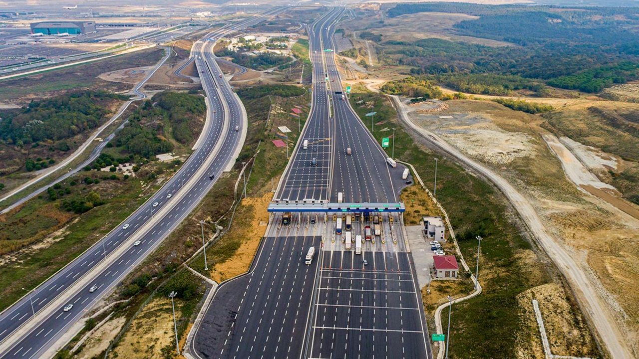 Bayramda köprü ve otoyollar ücretsiz mi? Yavuz Sultan Selim Köprüsü, Kuzey Marmara Otoyolu, Gebze Orhangazi İzmir Otoyolu, Osman Gazi Köprüsü, Ankara Niğde Otoyolu