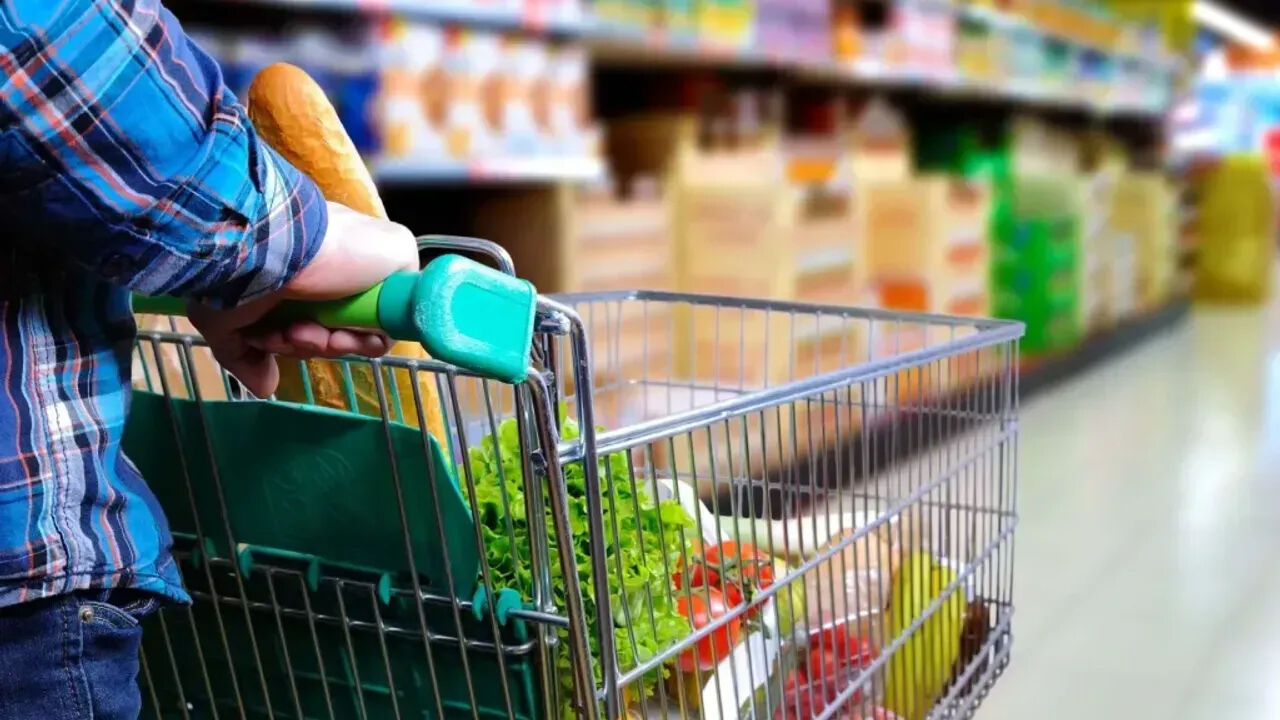 Bugün marketler açık mı? A101, BİM, ŞOK, Migros çalışma durumu Bugün marketler açık mı? A101, BİM, ŞOK, Migros çalışma durumu - 1. Resim