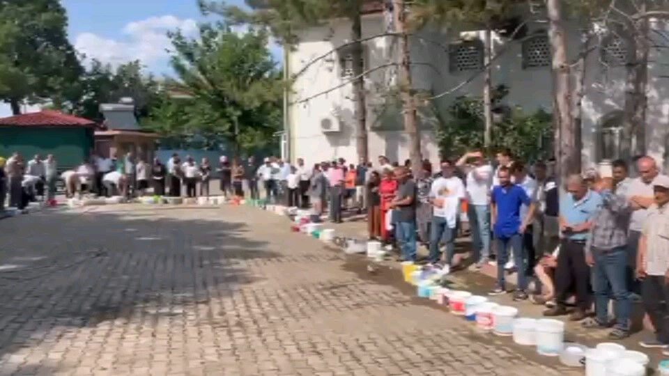 Kurban Bayramı'nda asırlık gelenek! Bu köyde kurban eti girmeyen ev yok Kurban Bayramı'nda asırlık gelenek! Bu köyde kurban eti girmeyen ev yok - 1. Resim