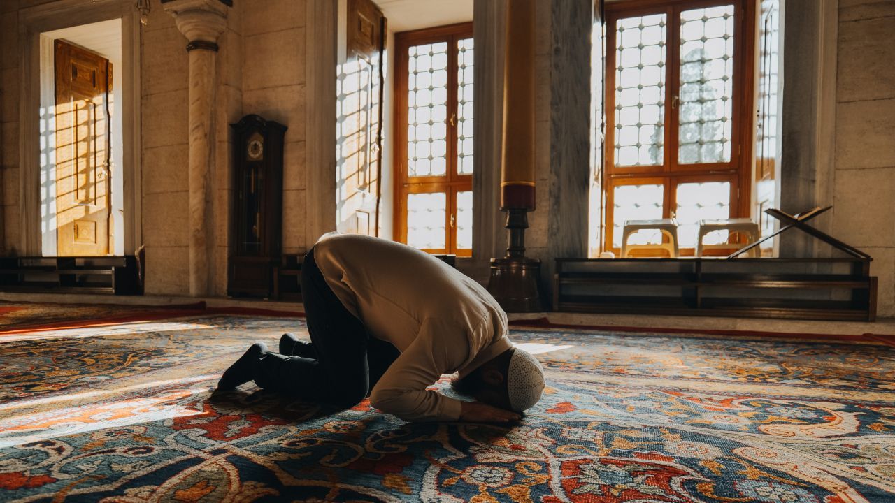 Kurban Bayramı’nda şükür namazı nasıl kılınır? Şükür namazı kılınışı Kurban Bayramı’nda şükür namazı nasıl kılınır? Şükür namazı kılınışı