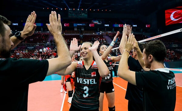 Türkiye-Polonya voleybol maçı hangi kanalda, şifresiz mi, ne zaman? Filenin Sultanları VNL maç takvimi belli oldu Türkiye-Polonya voleybol maçı hangi kanalda, şifresiz mi, ne zaman? Filenin Sultanları VNL maç takvimi belli oldu - 2. Resim