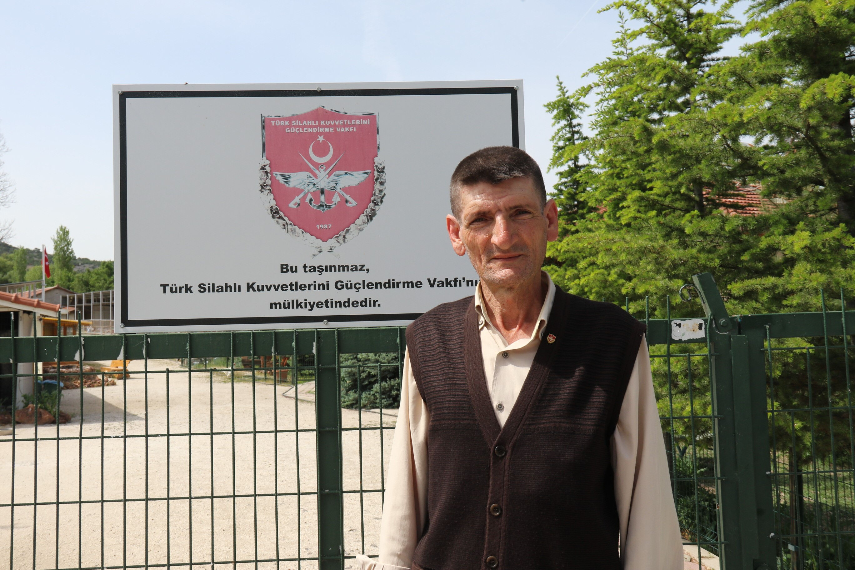 5 dönüm arazi ve 1 daire bağışlamışlardı! Anne-oğul KAAN ve ATAK ile gurur duyuyor - 2. Resim