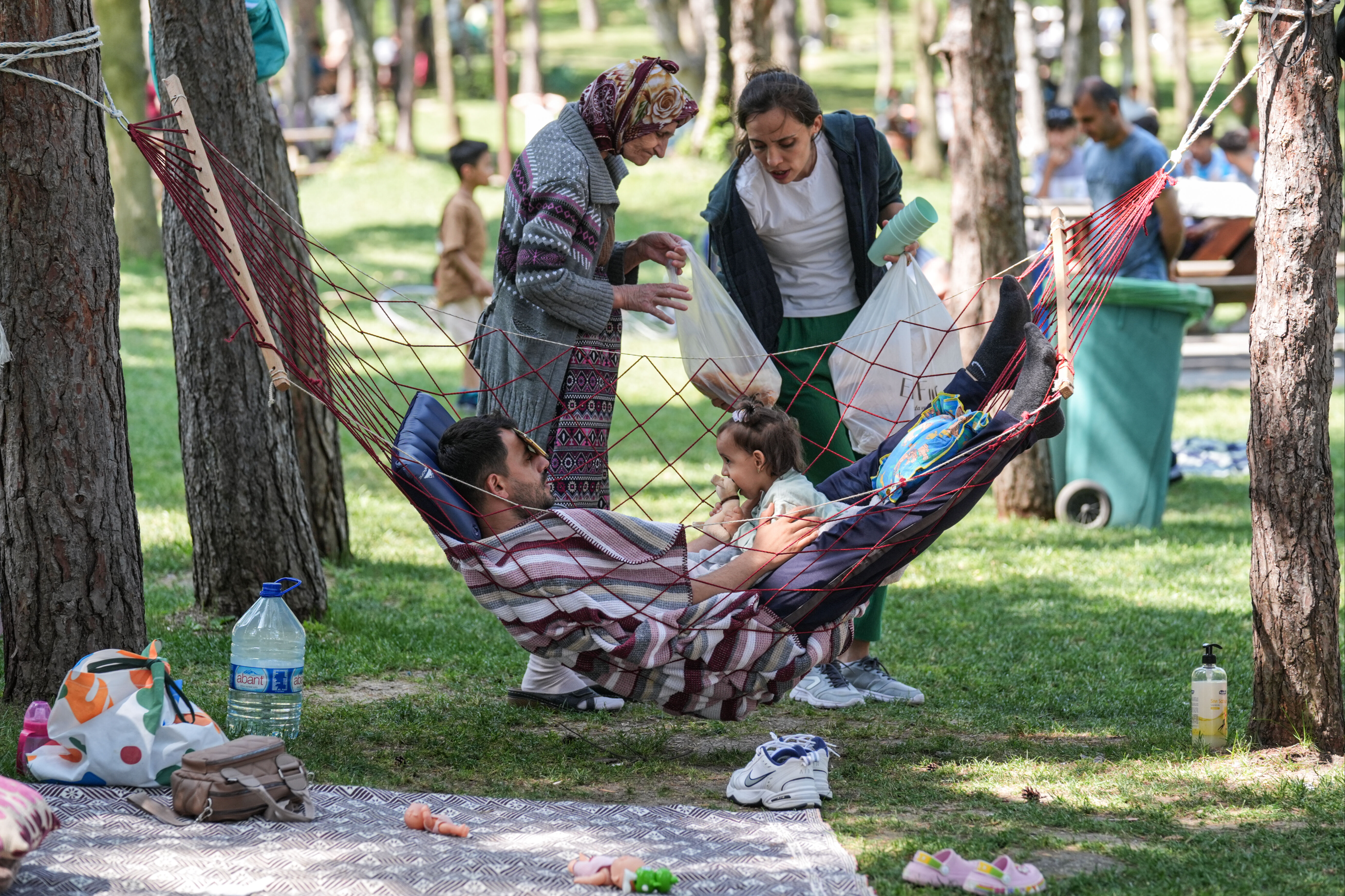 Bayramı İstanbul'da geçirenler dikkat! En çok bu lokasyonlar tercih edildi: 'Biraz nefes almak için geldik' Bayramı İstanbul'da geçirenler dikkat! En çok bu lokasyonlar tercih edildi: 'Biraz nefes almak için geldik' - 1. Resim