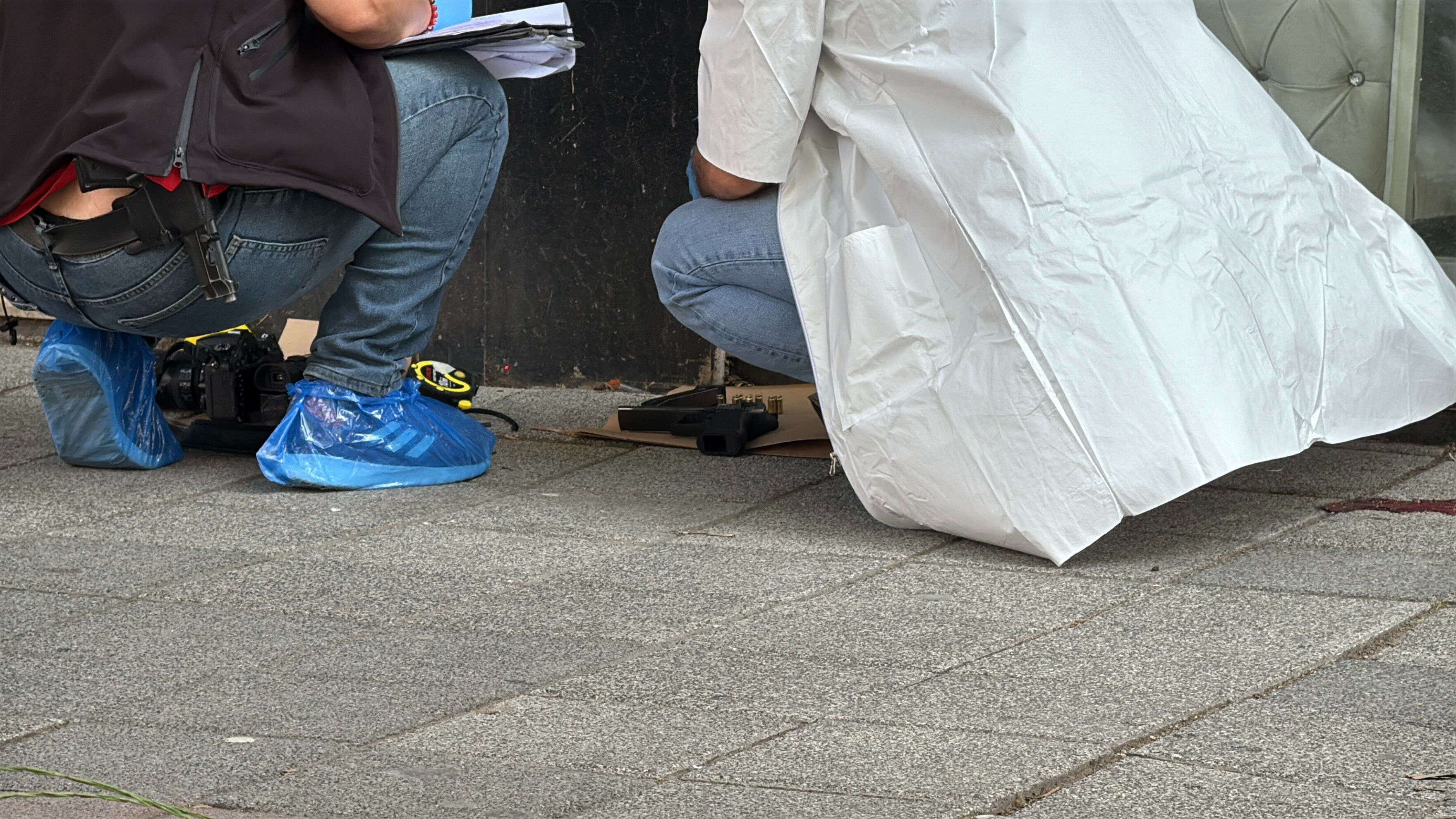 Her yerde aranıyor! Cadde ortasında tüyler ürperten infaz - 3. Resim