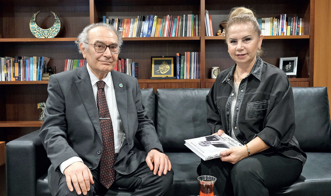 Kauçuk musunuz sünger mi, teflon mu? Prof. Dr. Nevzat Tarhan mutluluğun şifrelerini verdi Kauçuk musunuz sünger mi, teflon mu? Prof. Dr. Nevzat Tarhan mutluluğun şifrelerini verdi - 1. Resim