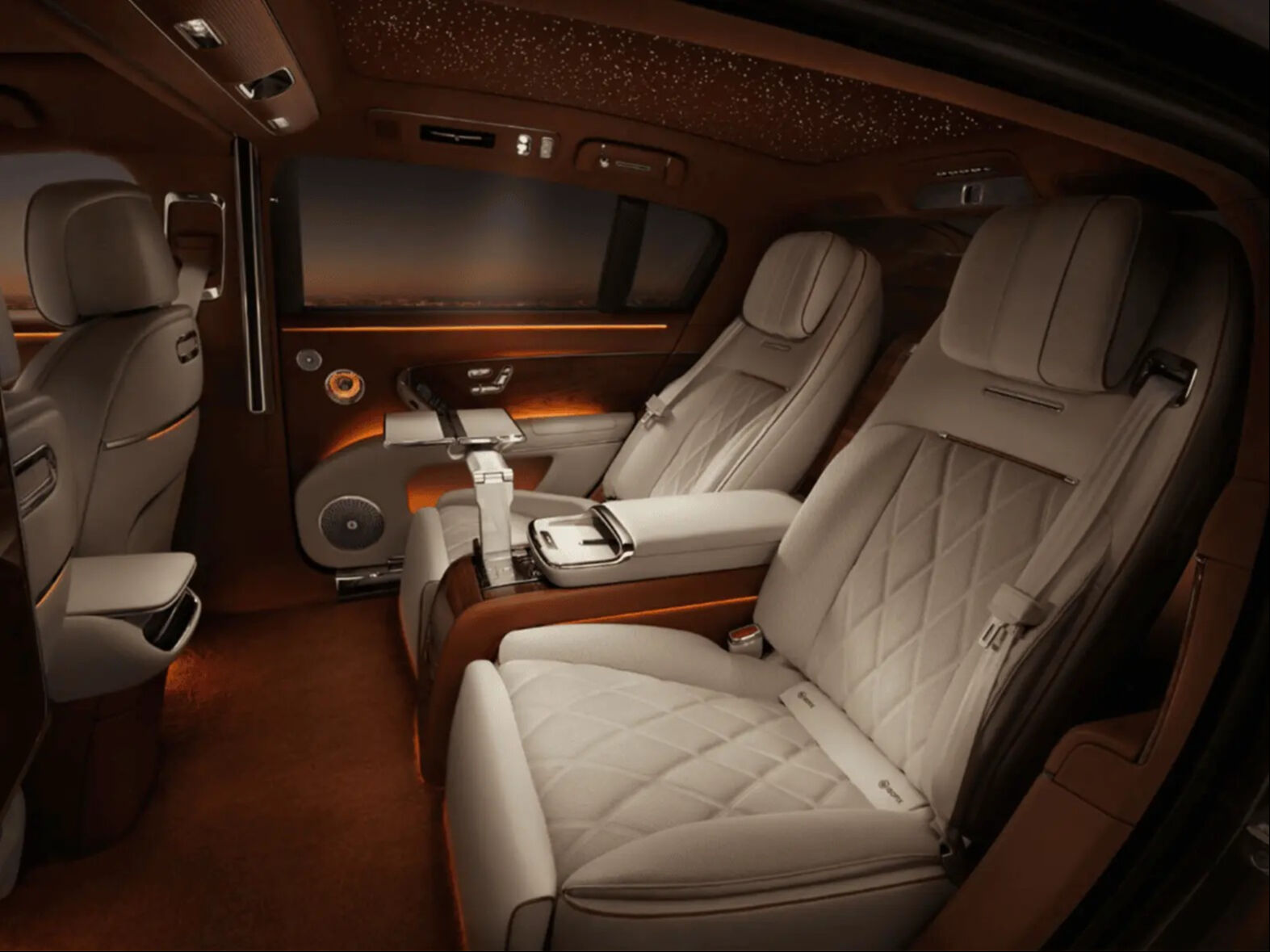 Mercedes S serisine Çin darbesi: Maextro S800 7 günde 3.600 adet sattı! Mercedes S serisine Çin darbesi: Maextro S800 7 günde 3.600 adet sattı! - 3. Resim