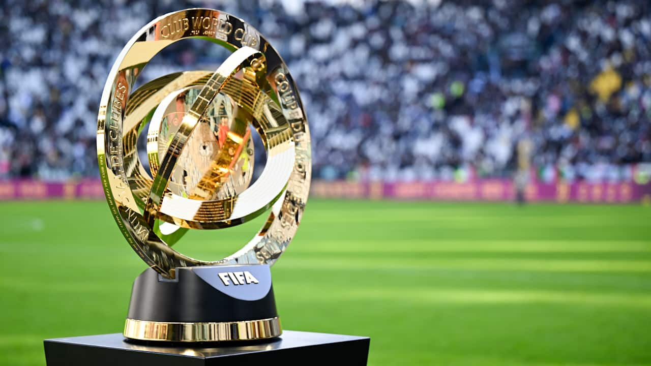 Canlı yayın bilgileri belli oldu! FIFA Kulüpler Dünya Kupası hangi kanalda, ne zaman başlıyor, şifresiz mi? Canlı yayın bilgileri belli oldu! FIFA Kulüpler Dünya Kupası hangi kanalda, ne zaman başlıyor, şifresiz mi? - 1. Resim