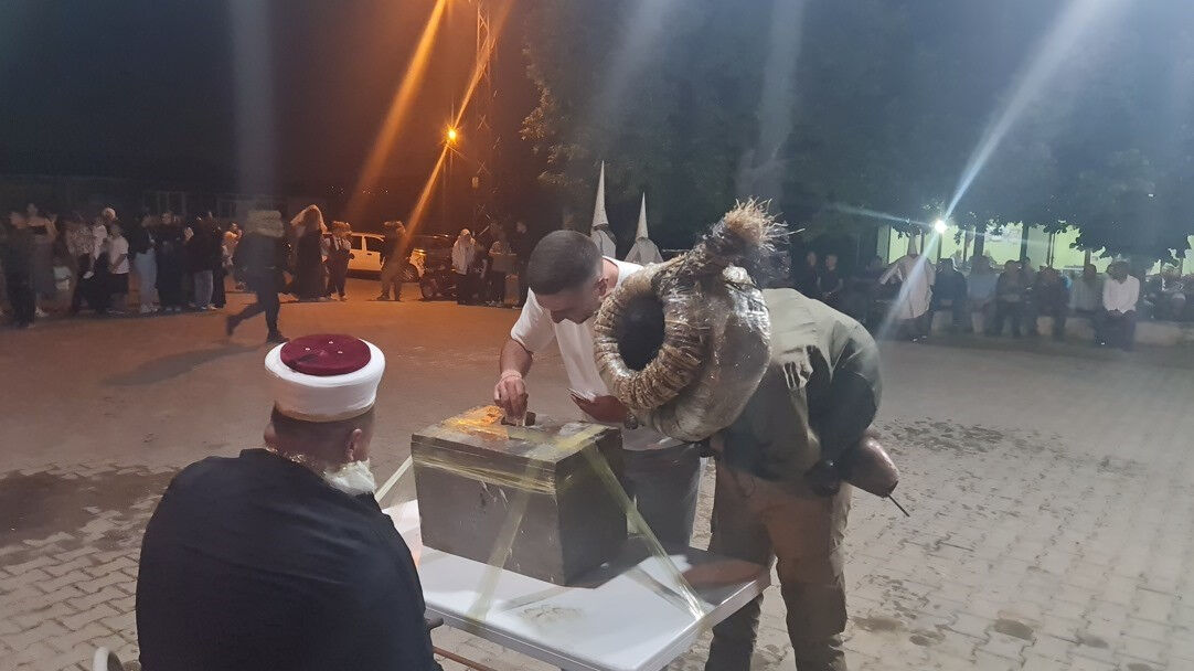 Her bayram yapıyorlar! Asırlık gelenekten renkli görüntüler - 2. Resim