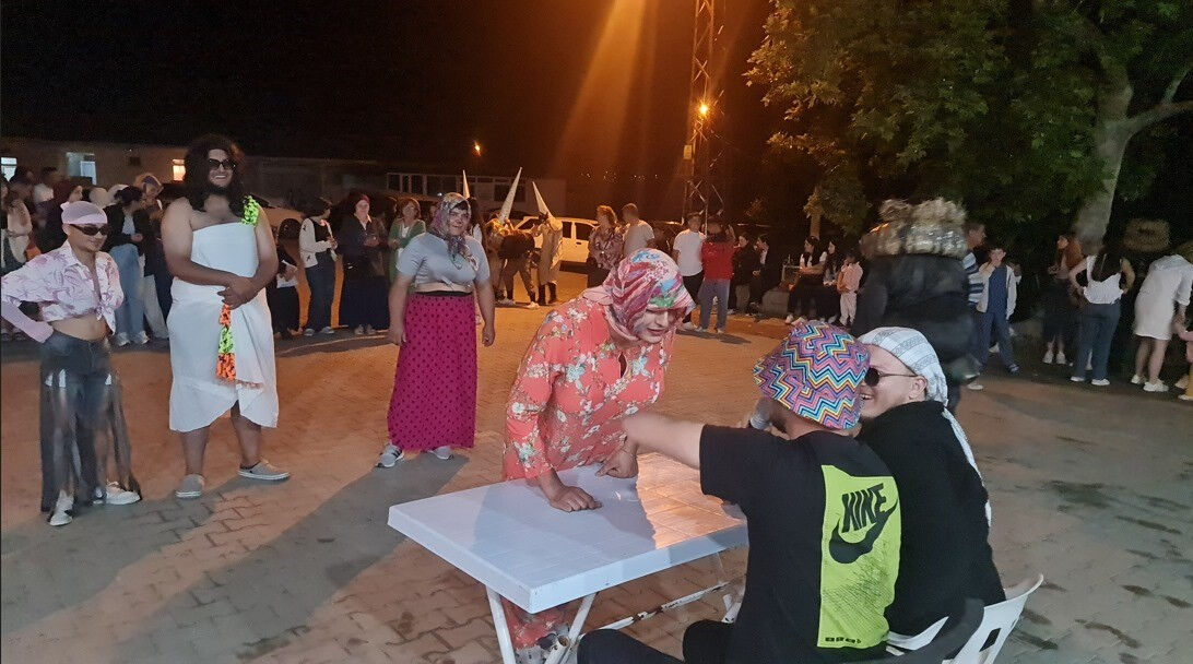 Her bayram yapıyorlar! Asırlık gelenekten renkli görüntüler - 4. Resim