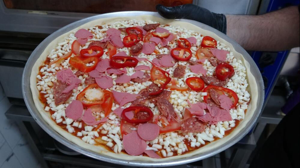 Malatyalıların ağzı tadı değişti! 8 ay &ouml;nce satışa sunuldu, y&ouml;resel lezzetlerin &ouml;n&uuml;ne ge&ccedil;ti... - 1. Resim