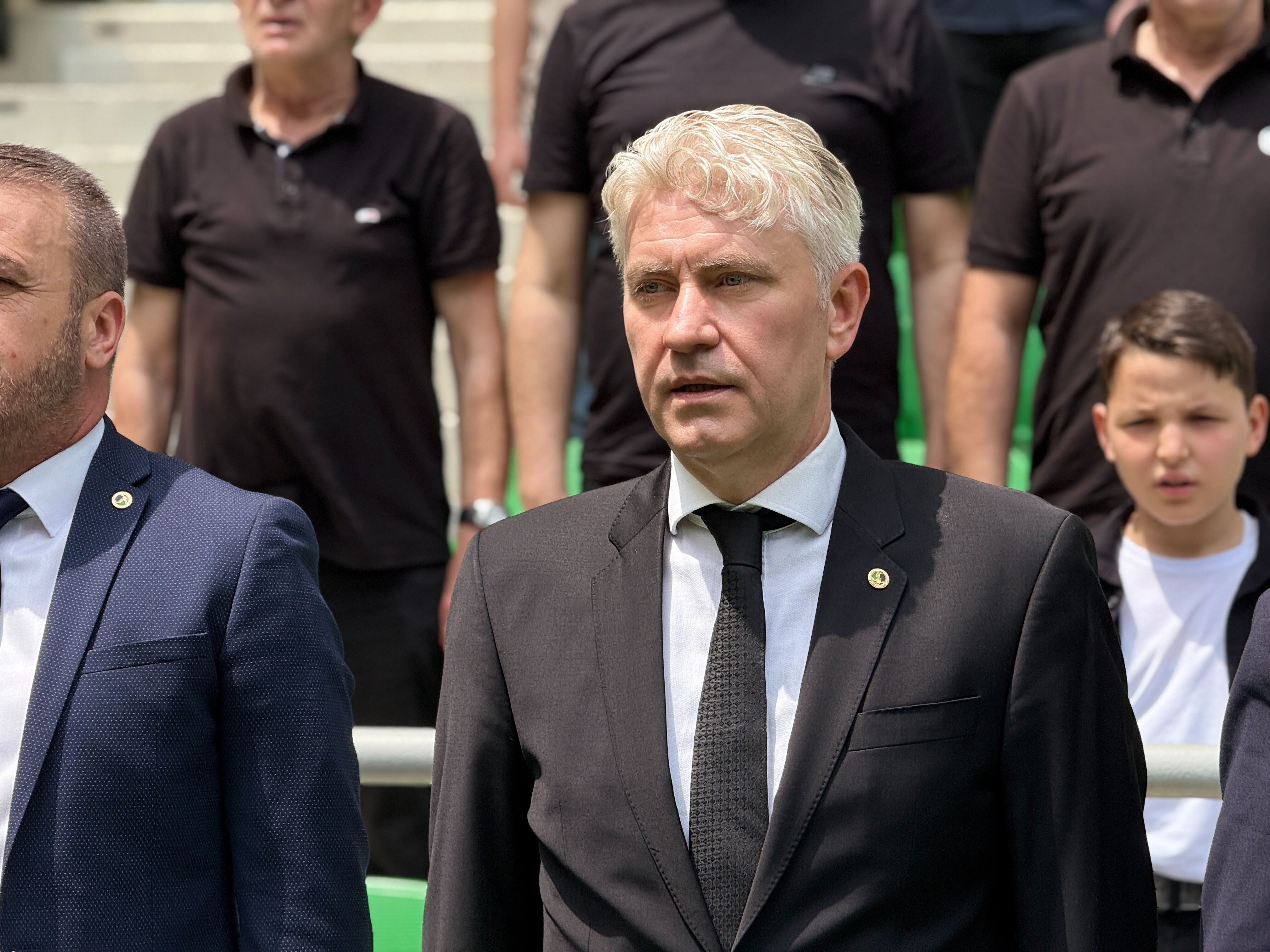 Sakaryaspor'un yeni başkanı belli oldu Sakaryaspor'un yeni başkanı belli oldu - 1. Resim