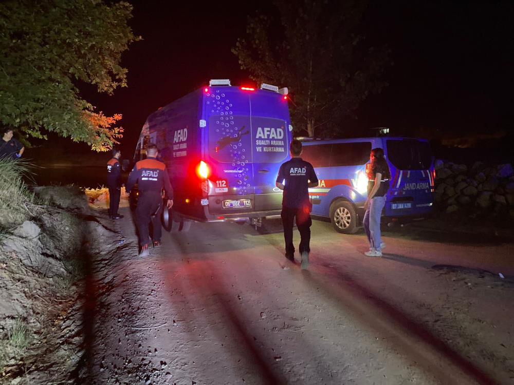 Son isteği canından etti! Antalya'da 4 çocuk babası adamın cesedi bulundu Son isteği canından etti! Antalya'da 4 çocuk babası adamın cesedi bulundu - 3. Resim