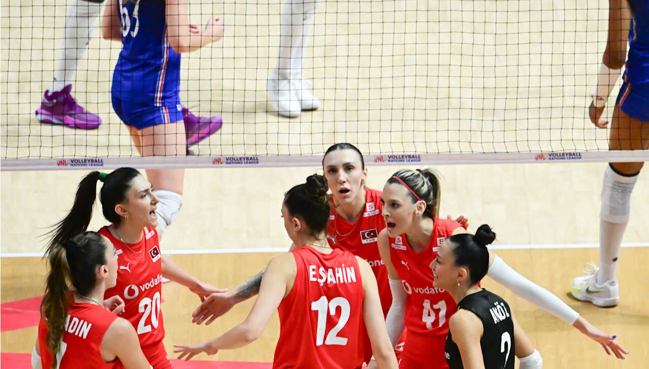 Türkiye Çin voleybol maçı hangi kanalda, nerede izlenir? Maç saati ve yayın bilgileri Türkiye Çin voleybol maçı hangi kanalda, nerede izlenir? Maç saati ve yayın bilgileri - 2. Resim