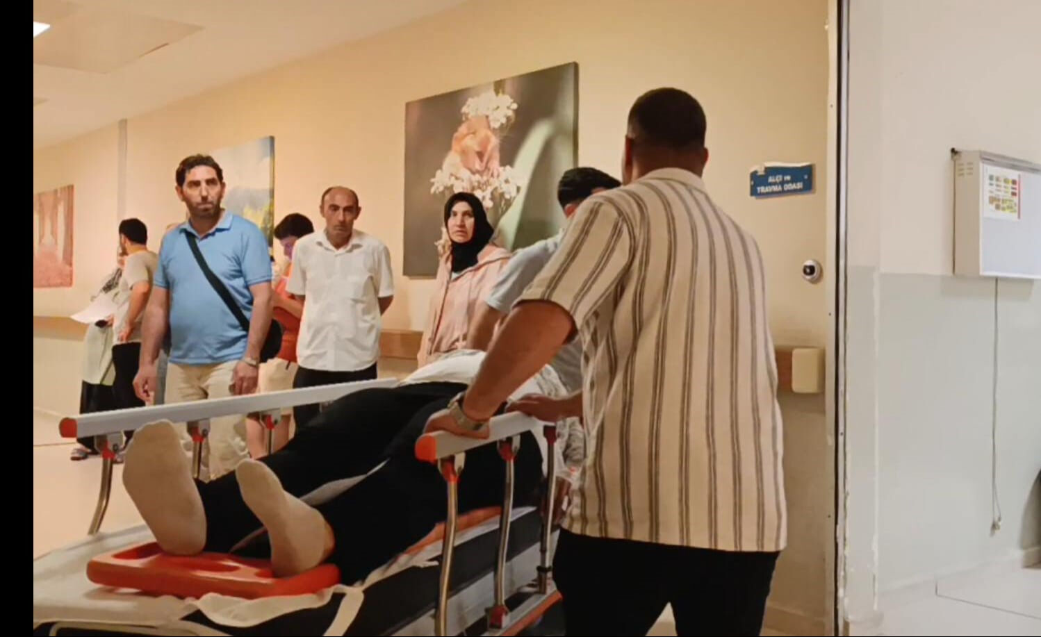 24 saat içinde aynı yerde 2 kez kaza yaptı! 24 saat içinde aynı yerde 2 kez kaza yaptı! - 1. Resim