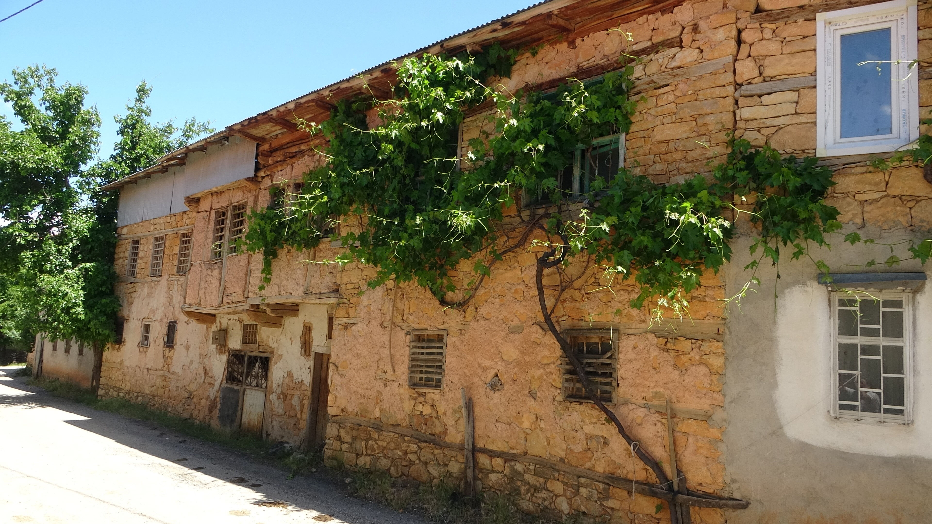 Bir tarih yaşıyor burada! 500 yıllık mahalle koruma altına alındı - 1. Resim