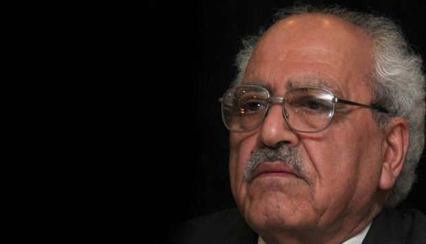 İki şairin uğruna iddialaştığı Muazzez Akkaya Giray son yolculuğuna uğurlandı! İki şairin uğruna iddialaştığı Muazzez Akkaya Giray son yolculuğuna uğurlandı! - 5. Resim