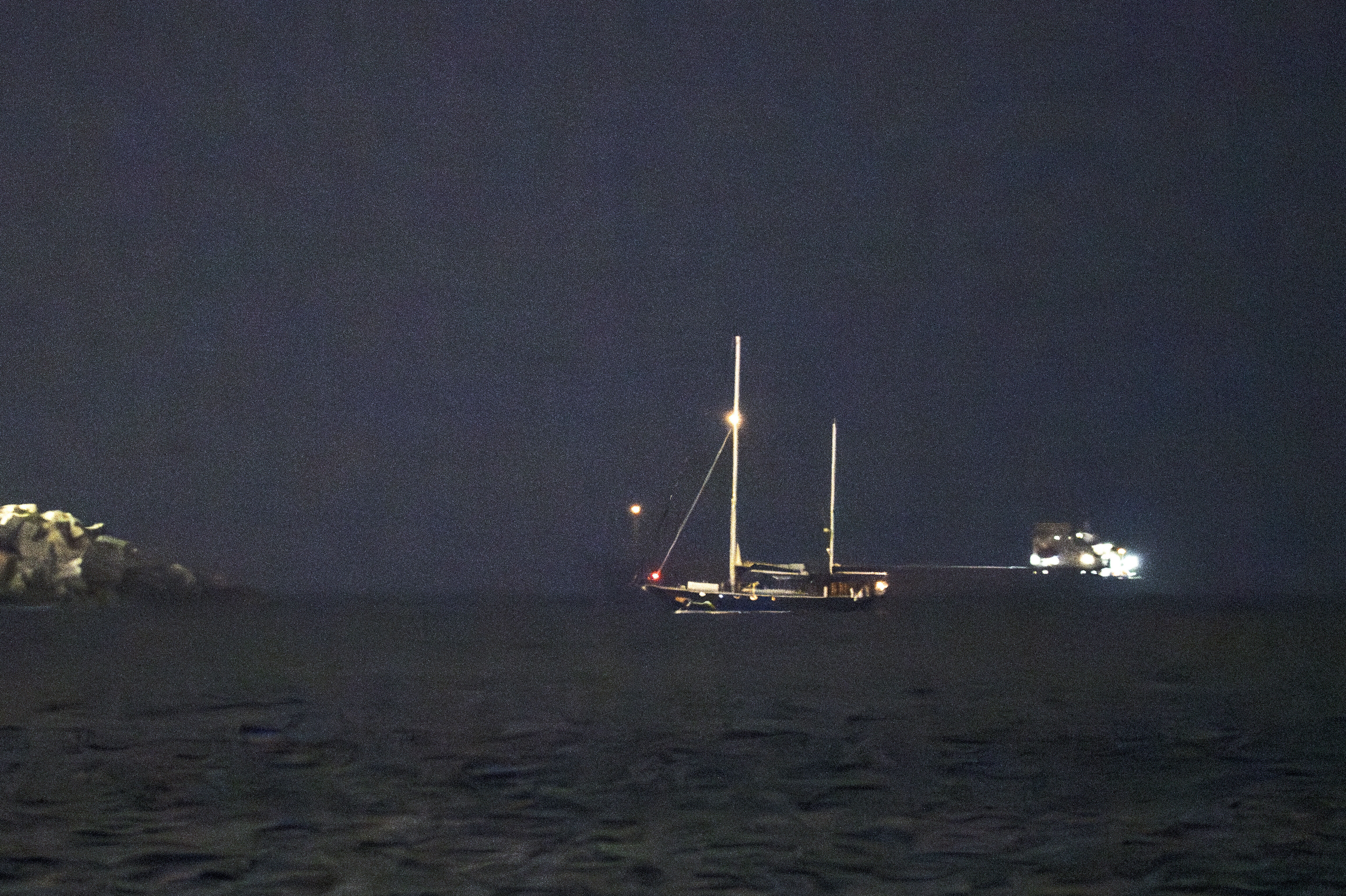 İsrail ordusu baskın düzenlemişti! Madleen gemisi Aşdod Limanı’na yanaştı İsrail ordusu baskın düzenlemişti! Madleen gemisi Aşdod Limanı’na yanaştı - 2. Resim