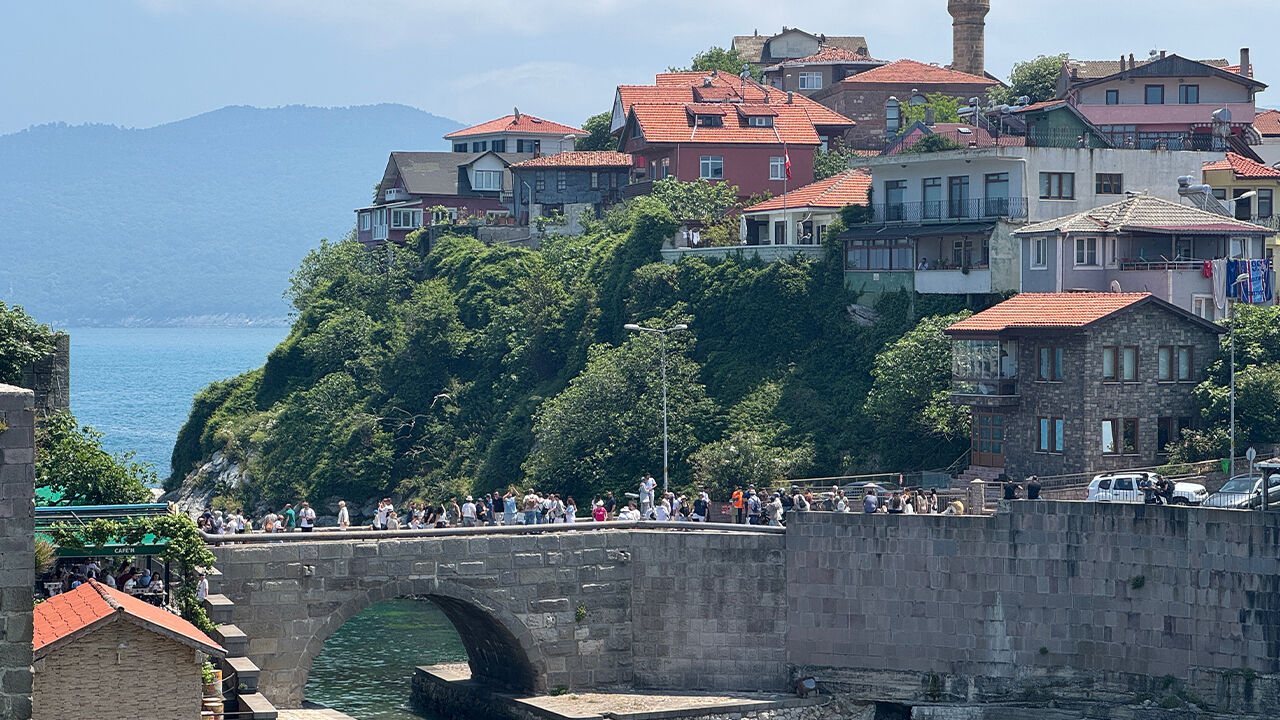 Karadeniz'in incisi! Bayramda nüfusunun 40 katı turist ağırladı Karadeniz'in incisi! Bayramda nüfusunun 40 katı turist ağırladı - 2. Resim