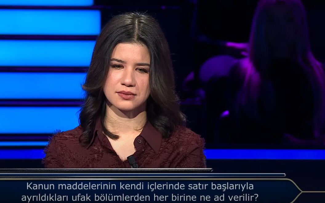 Kim Milyoner'de hukuk öğrencisinden olay karar! Bilemediği soru herkesi şaşırttı Kim Milyoner'de hukuk öğrencisinden olay karar! Bilemediği soru herkesi şaşırttı - 2. Resim
