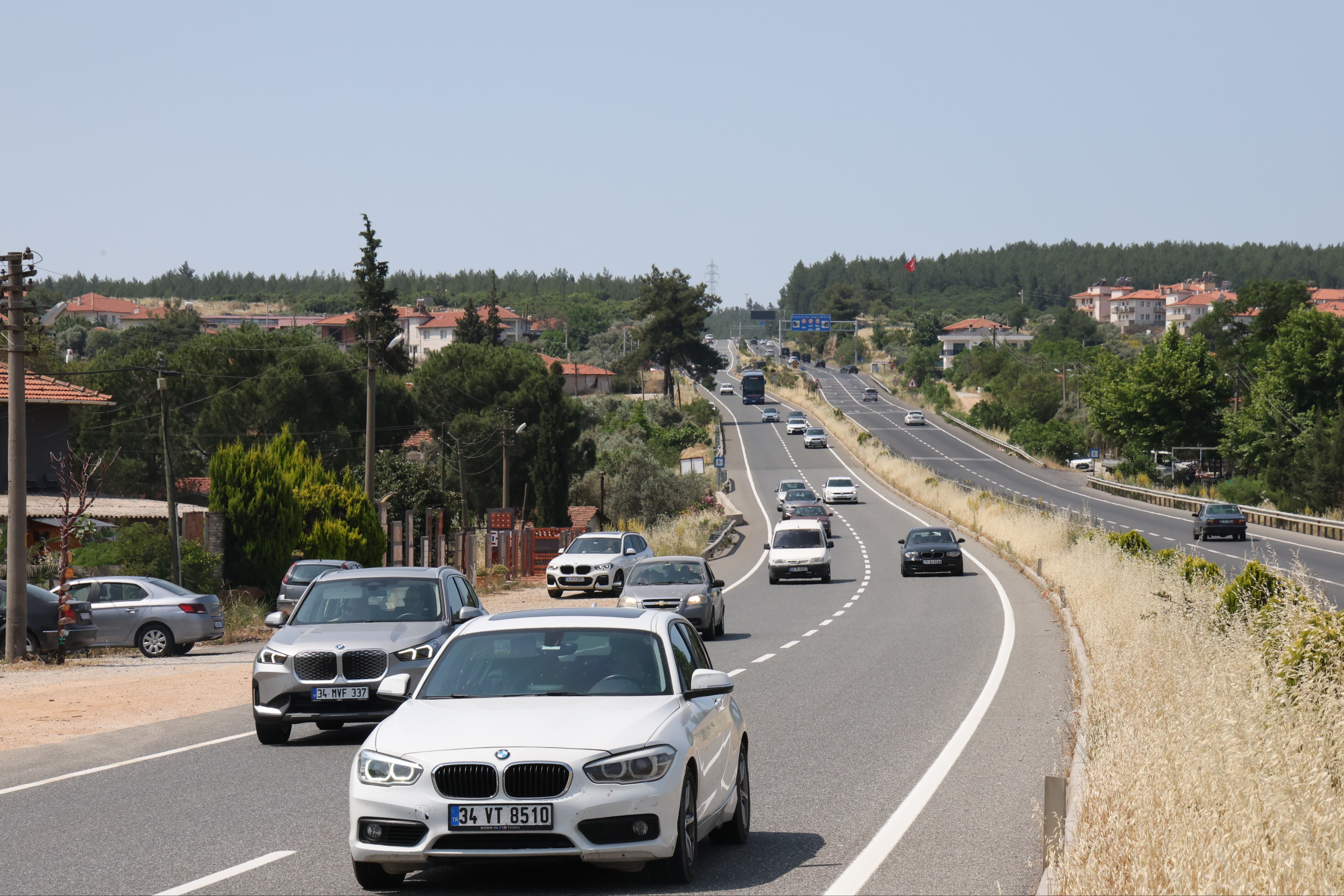 Tatilin ardından 'direksiyon' mesaisi: Trafik haritası kırmızıya boyandı! Dönüyorlar... Tatilin ardından 'direksiyon' mesaisi: Trafik haritası kırmızıya boyandı! Dönüyorlar... - 2. Resim