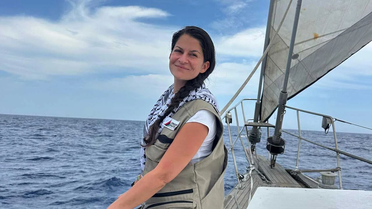 Yasemin Acar kimdir, kaç yaşında, nereli? Gazze yardım gemisindeki Türk Yasemin Acar'ın hayatı - 1. Resim