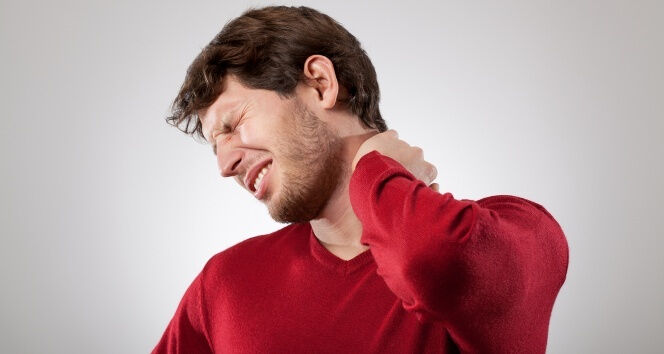 Boyun ağrısıyla uyanıyorsanız dikkat! Sebebi bu çıkabilir... - 1. Resim