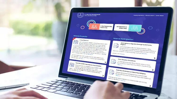 e-Okul ne zaman kapanacak, devamsızlık ve notlar giriliyor mu? Karne günü öncesi e-Okul sistemi sorgulanıyor e-Okul ne zaman kapanacak, devamsızlık ve notlar giriliyor mu? Karne günü öncesi e-Okul sistemi sorgulanıyor - 1. Resim